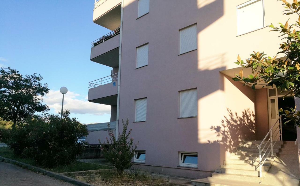 Toni Apartment *